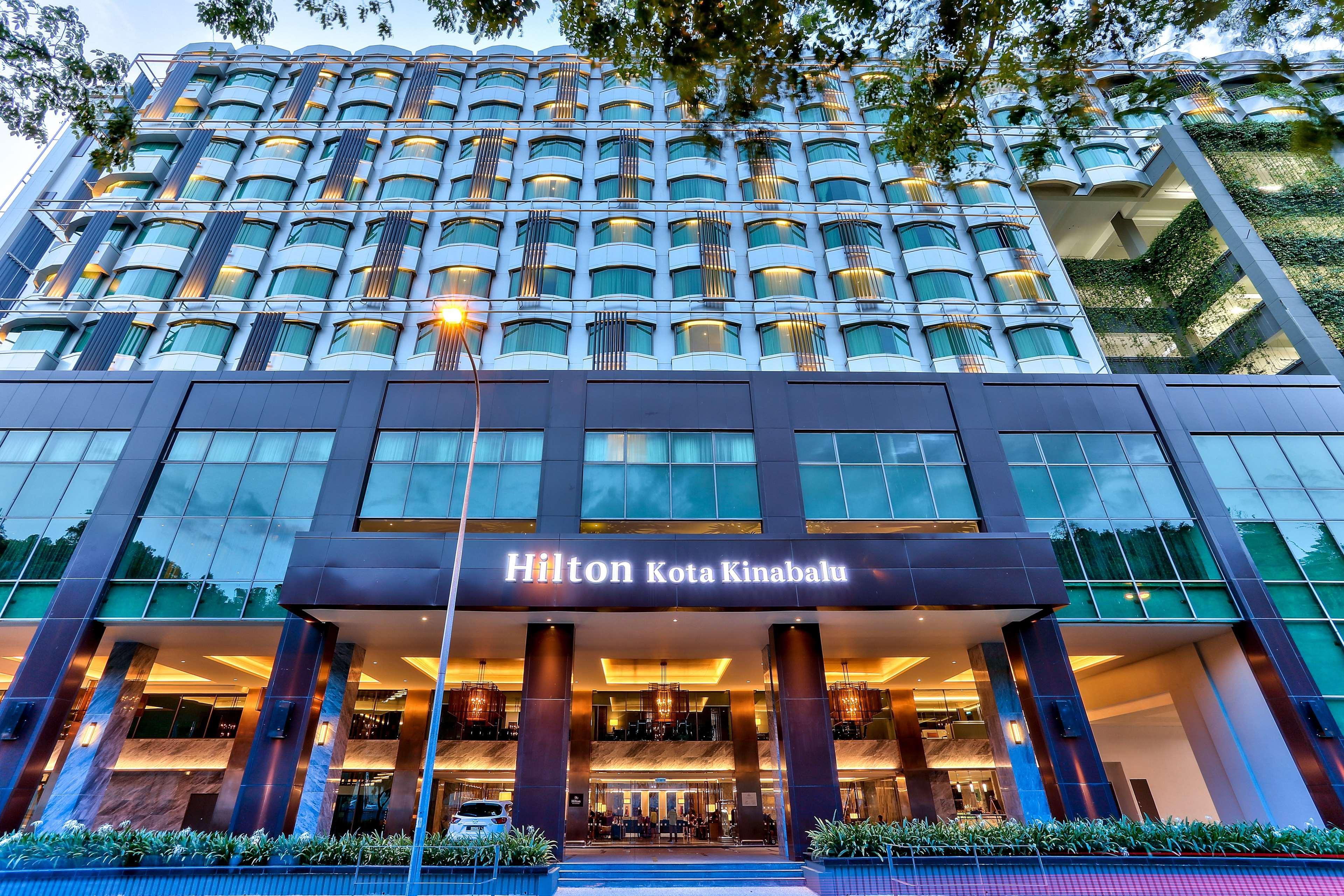 Hilton Kota Kinabalu Hotel Ngoại thất bức ảnh Hilton Kuala Lumpur