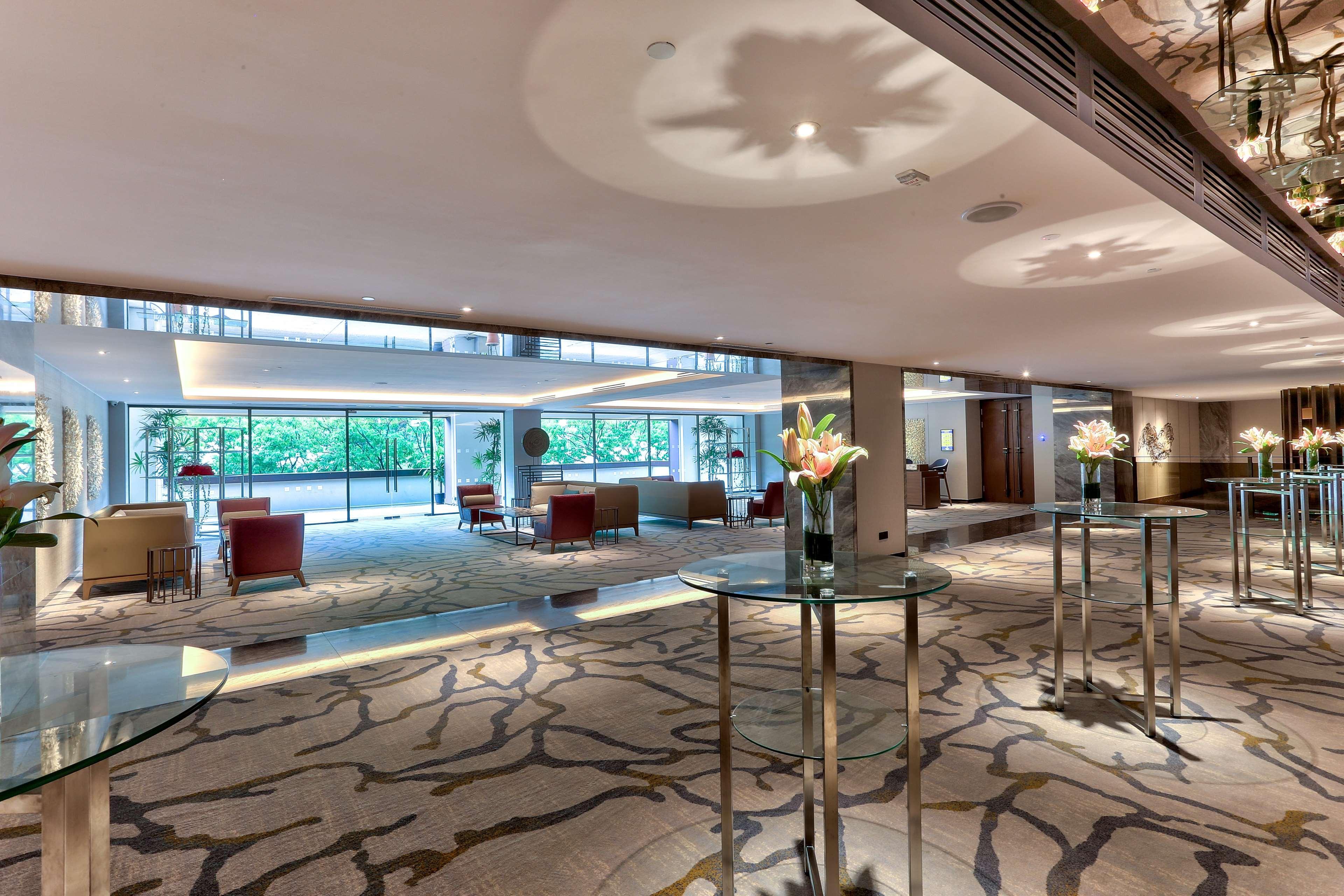 Hilton Kota Kinabalu Hotel Ngoại thất bức ảnh Lobby