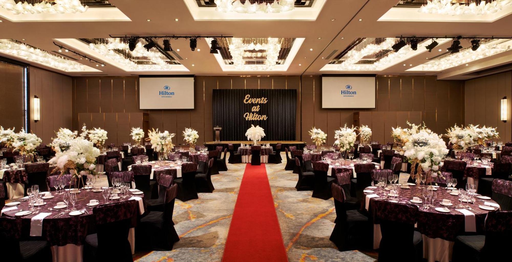 Hilton Kota Kinabalu Hotel Ngoại thất bức ảnh The ballroom